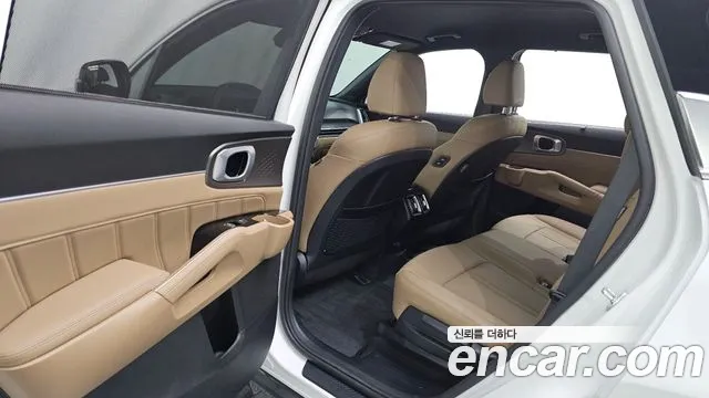 Kia Sorento — фото 26