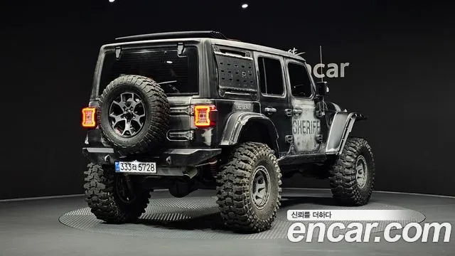 Jeep Wrangler — фото 2