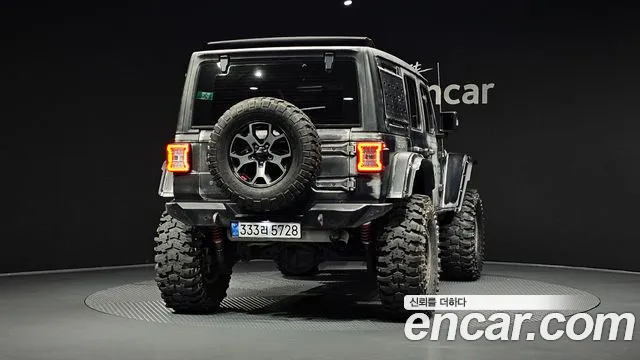 Jeep Wrangler — фото 4