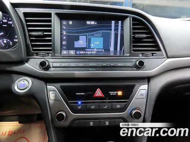 Hyundai Avante — фото 15