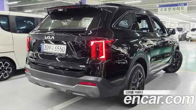 Kia Sorento — фото 5