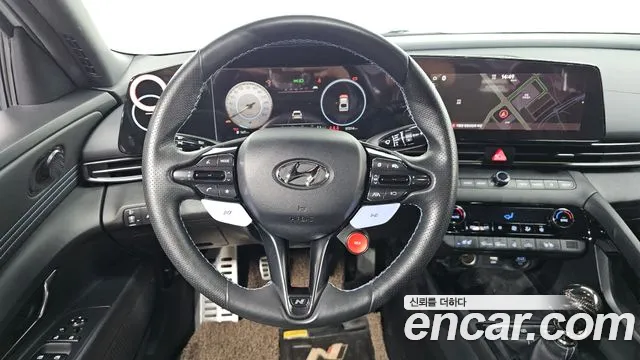 Hyundai Avante — фото 12