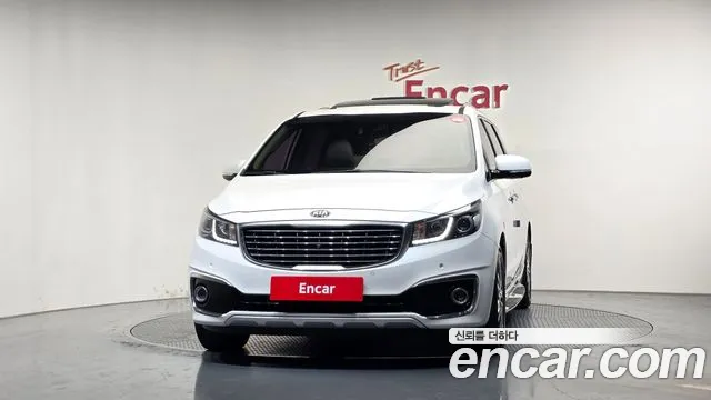 Kia Carnival — фото 3