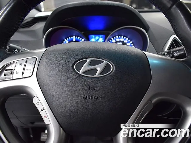 Hyundai Tucson — фото 15