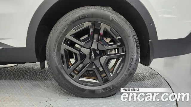 Kia Sorento — фото 21