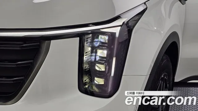 Kia Sorento — фото 22