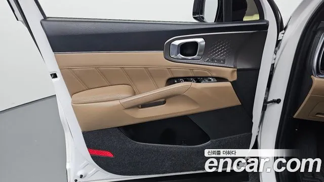 Kia Sorento — фото 24