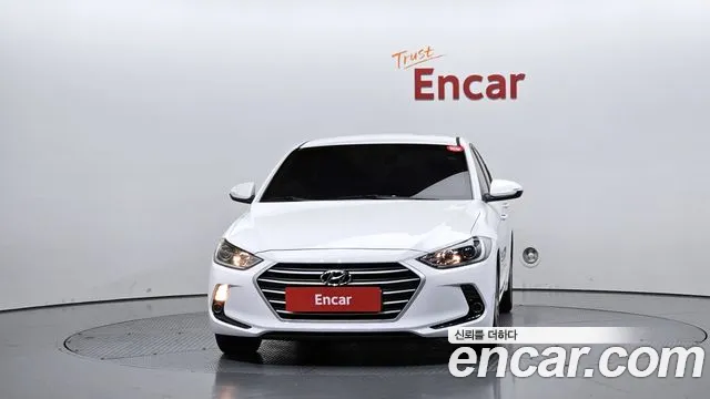 Hyundai Avante — фото 3