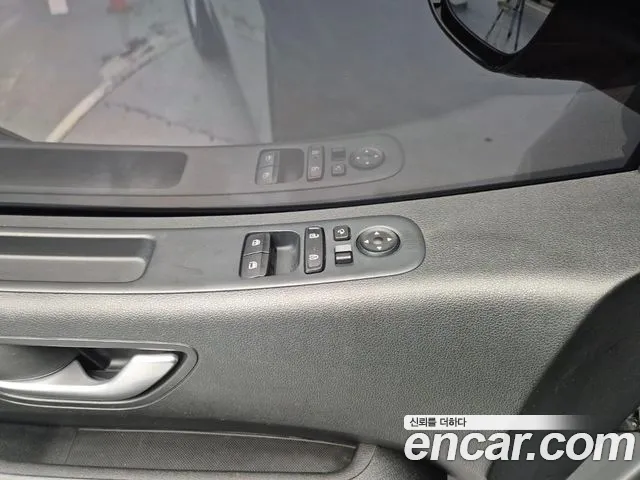 Hyundai Staria — фото 18