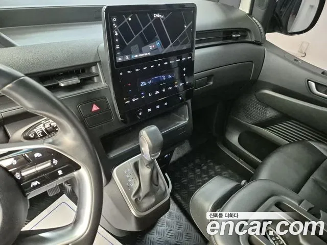 Hyundai Staria — фото 10
