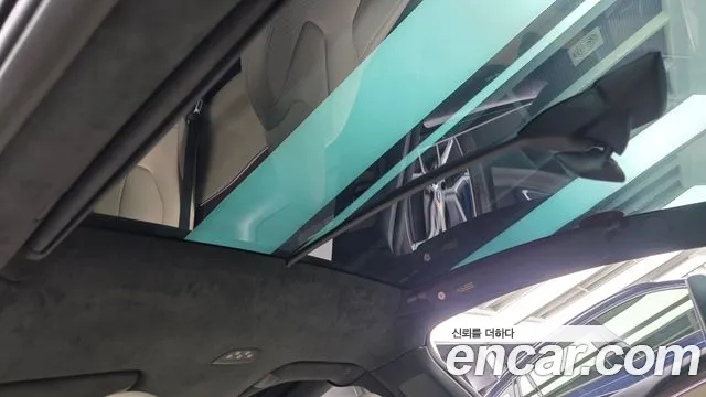Tesla Model X — фото 17