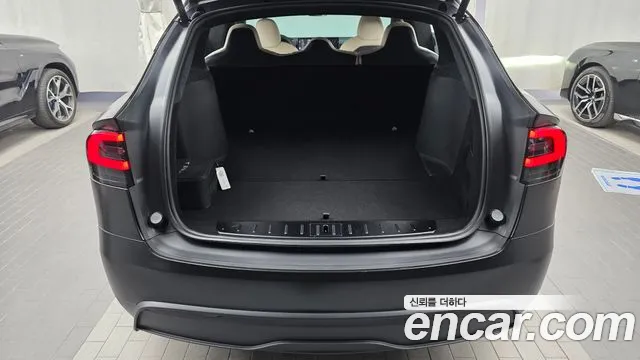Tesla Model X — фото 20