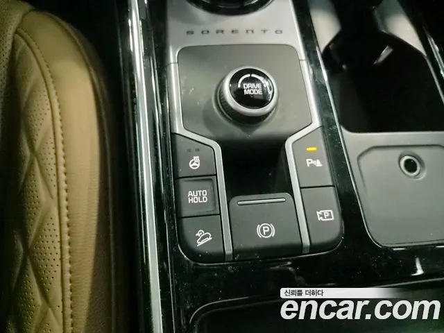 Kia Sorento — фото 13