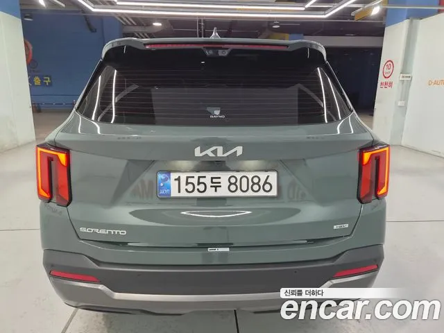 Kia Sorento — фото 4