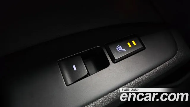 Hyundai Avante — фото 18