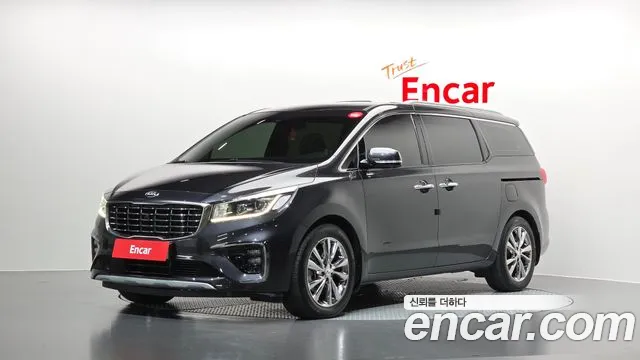 Kia Carnival — фото 1