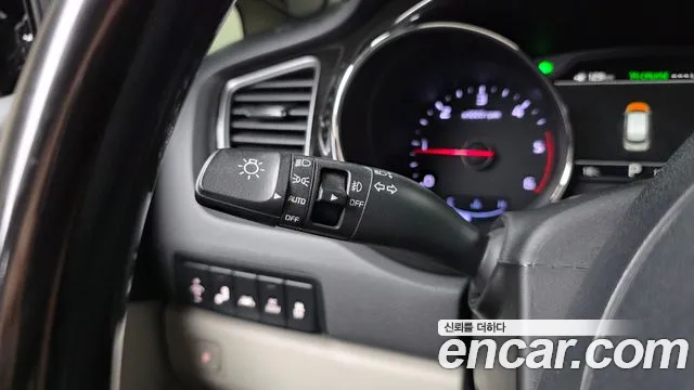 Kia Carnival — фото 29