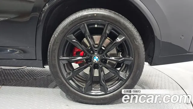 BMW X4 — фото 21