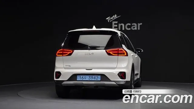 Kia Niro — фото 3