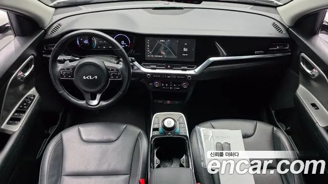 Kia Niro — фото 6