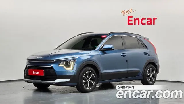 Kia Niro — фото 1