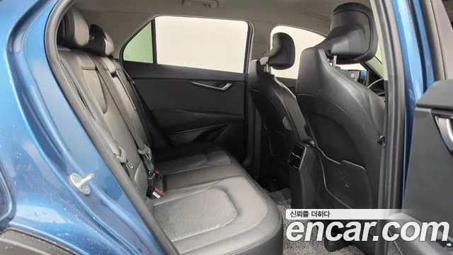 Kia Niro — фото 11