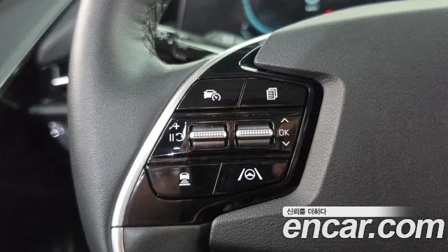 Kia Niro — фото 16