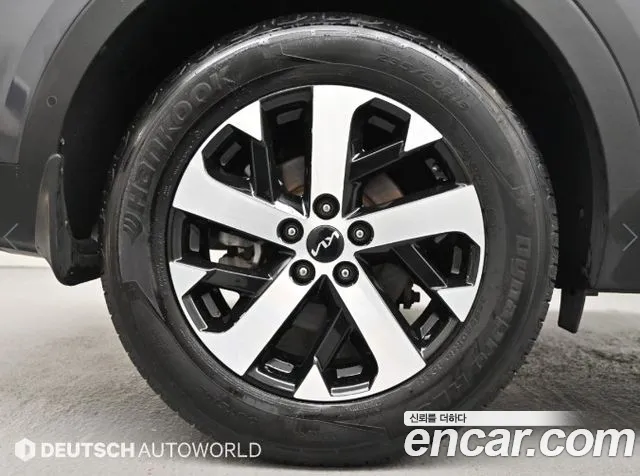 Kia Sorento — фото 5