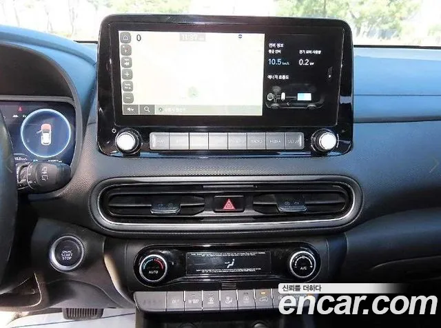 Hyundai Kona — фото 14