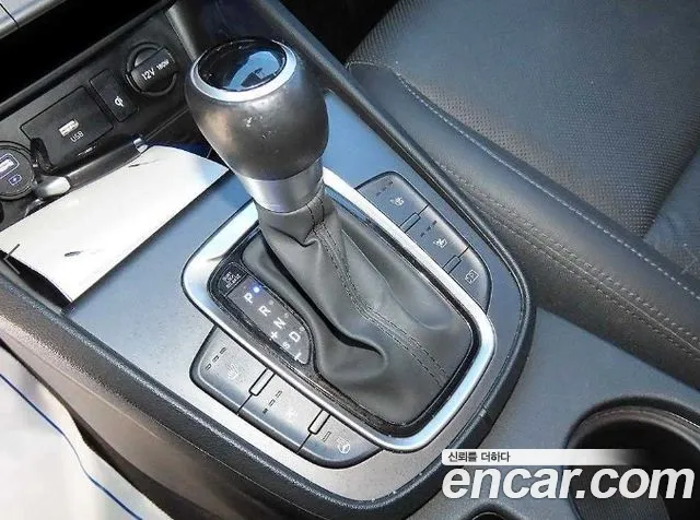 Hyundai Kona — фото 10