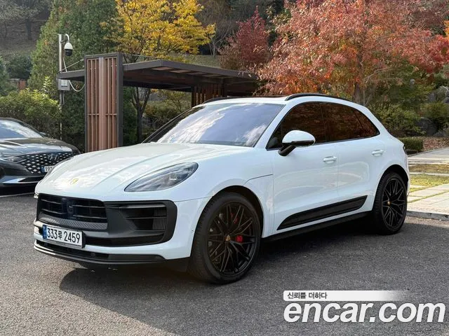 Porsche Macan — фото 1