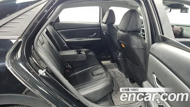 Hyundai Avante — фото 11