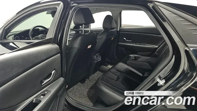 Hyundai Avante — фото 12