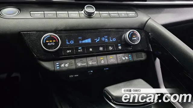 Hyundai Avante — фото 19
