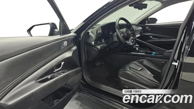 Hyundai Avante — фото 10