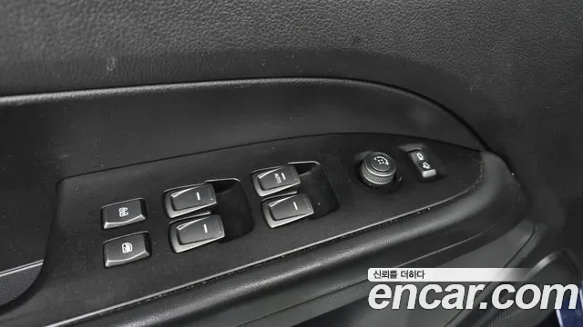 KG_Mobility_Ssangyong Rexton — фото 30