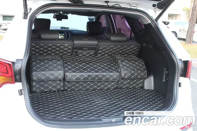 Hyundai Santa Fe — фото 17