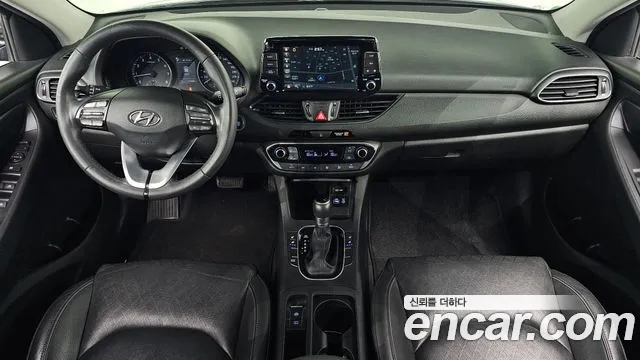 Hyundai i30 — фото 7