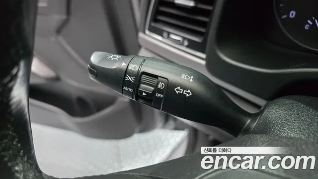 Hyundai Avante — фото 16