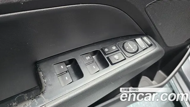 Hyundai Avante — фото 18