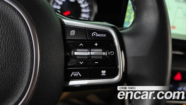 Kia Carnival — фото 16