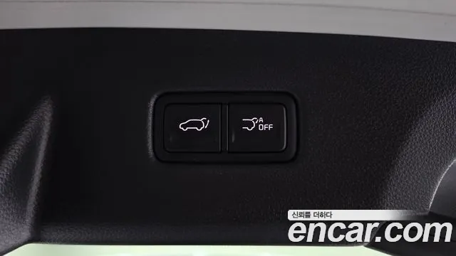 Kia Carnival — фото 17