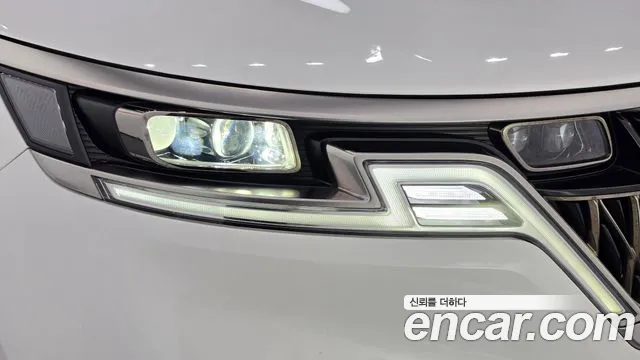 Kia Carnival — фото 22
