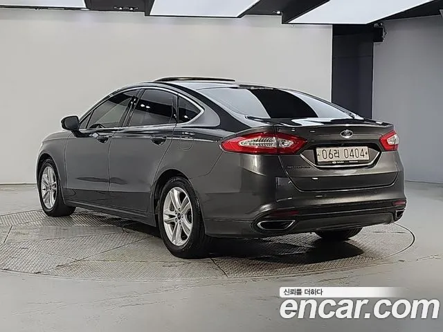 Ford Mondeo — фото 3