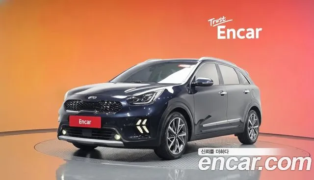Kia Niro — фото 20
