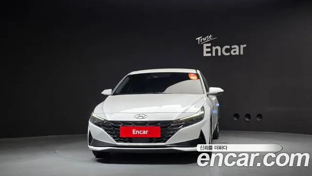 Hyundai Avante — фото 3