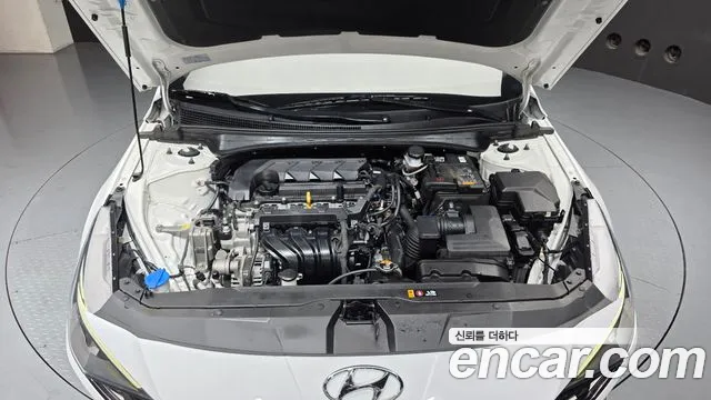 Hyundai Avante — фото 6