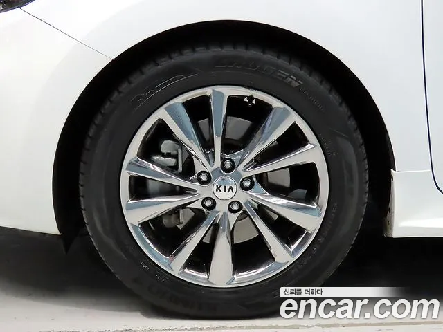 Kia Carnival — фото 20