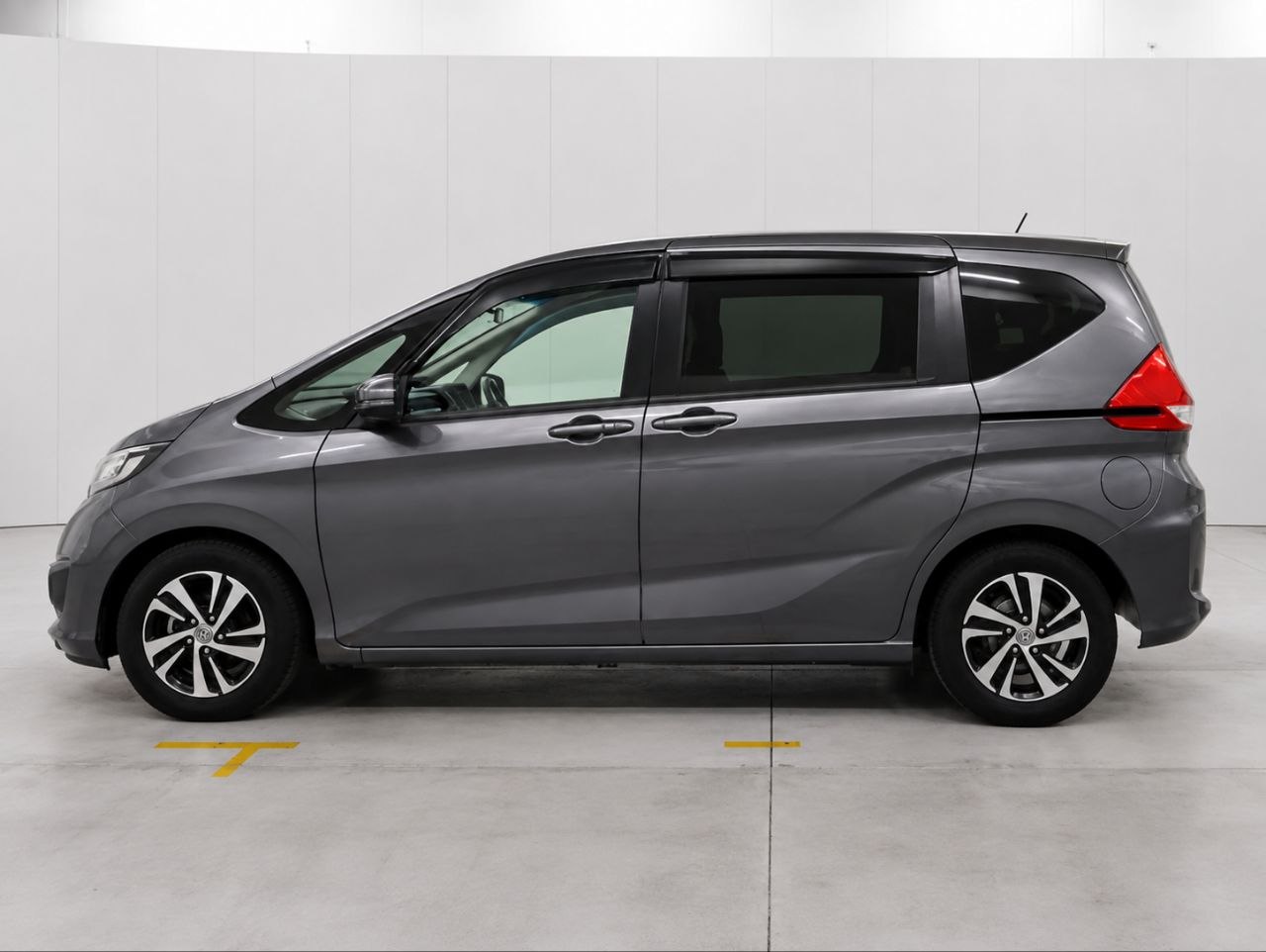 HONDA FREED ЕДЕТ В КРАСНОЯРСК — фото 4
