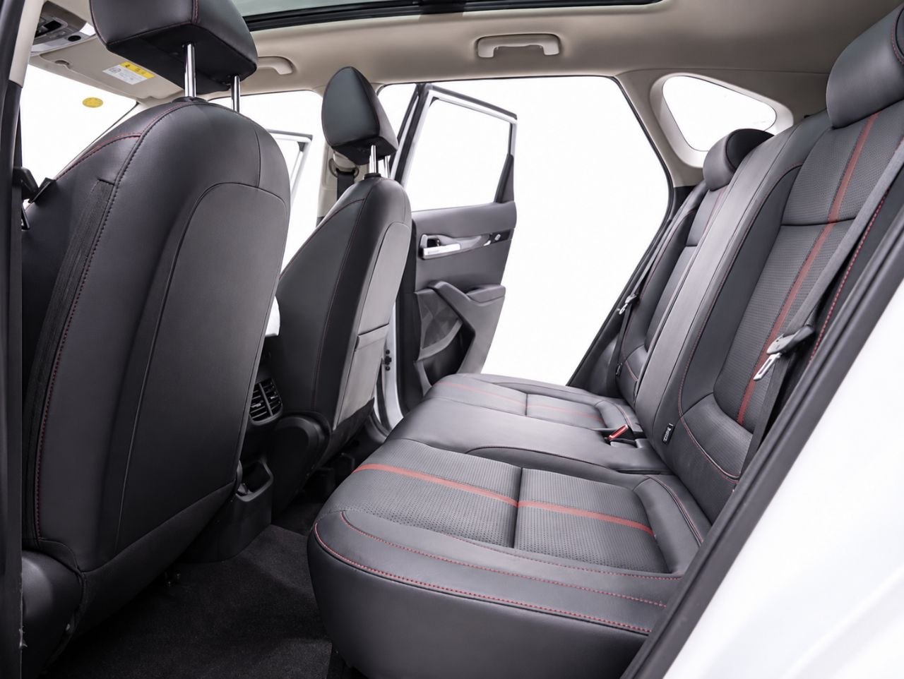 KIA KX3 ЕДЕТ В МОСКВУ — фото 7